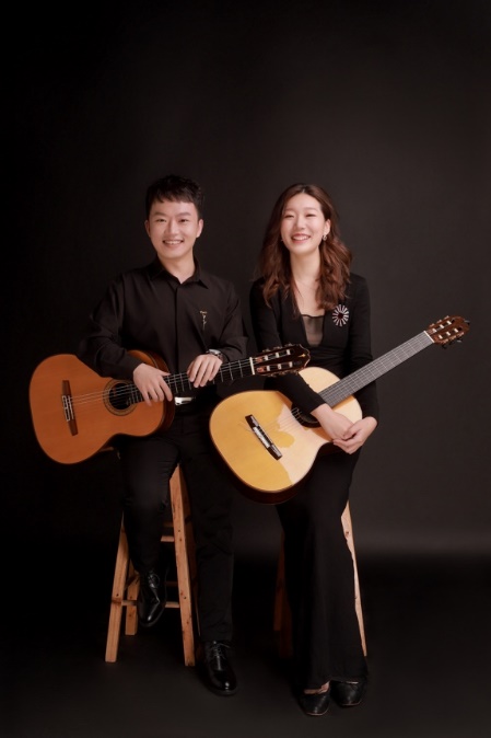 Parallel Duo performance portrait